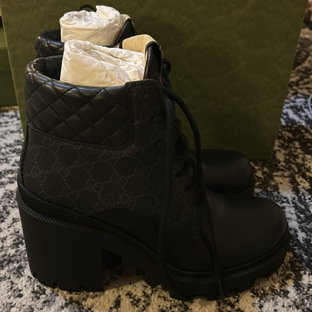 AUTHENTIC Gucci Black Heeled Boots PRICE IS FIRM - Picture 3 of 13